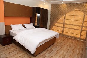 Hak Mall Suites