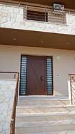 Sinodinos Deluxe Apartments