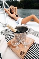 Igloo Beach Lodge