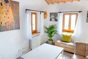 Home set in Olive Grove With Stunning Views