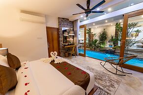 Maneh Villa