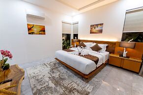 Maneh Villa