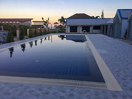 CC Beach Resort