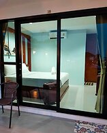 CC Beach Resort