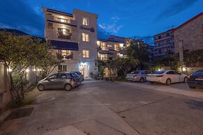 Marinero Apartments
