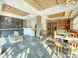 YakThai Poshtel