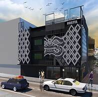 YakThai Poshtel