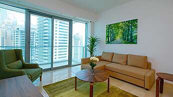 R&H Trident Grand Residences