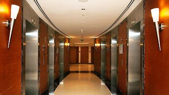 R&H Trident Grand Residences
