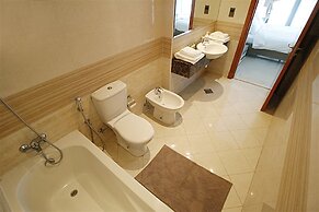 R&H Trident Grand Residences