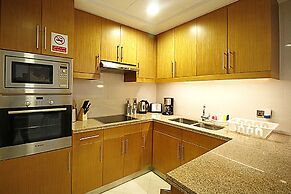 R&H Trident Grand Residences
