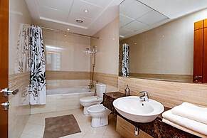 R&H Trident Grand Residences