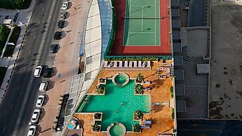 R&H Trident Grand Residences