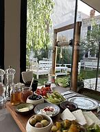 Urla Taş Konak Otel