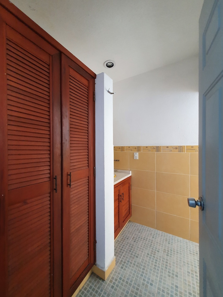 DuHotel