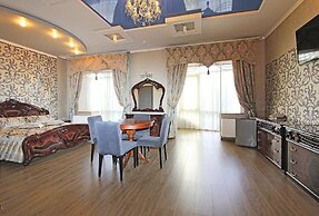 Hotel Monarch