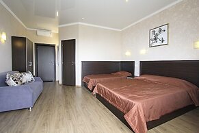 Hotel Monarch