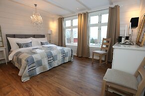 Alnes Gård