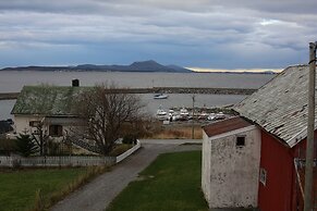 Alnes Gård