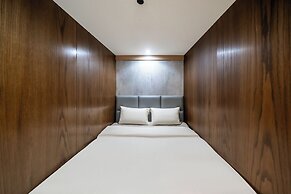 Sleepover Terminal 1, Concourse D – formerly sleep ‘n fly
