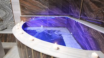 Emin Koçak Thermal & Spa - Convention Center