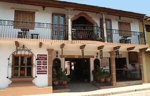 Hotel Yat B'alam