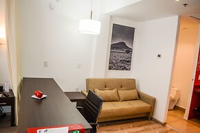 Stain Loft & Suites