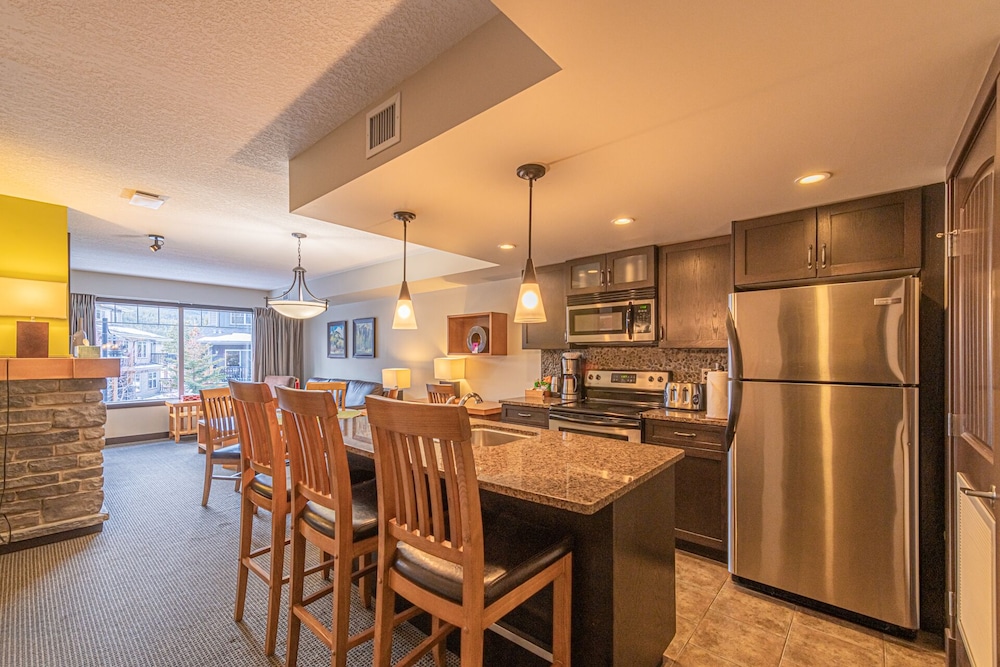 Copperstone Resort - Mountain View Suite