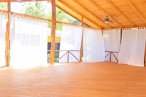 Hotel Isolina Beach