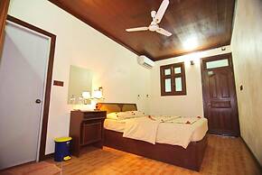 Kuri Beach View Inn