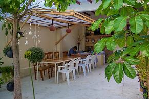 Kuri Beach View Inn