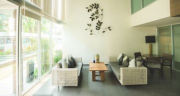 DVieng Luxury Condo