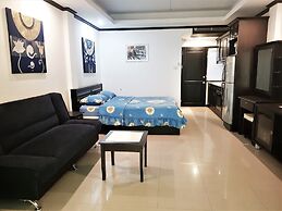 Large Studio Baan Suan Lalana