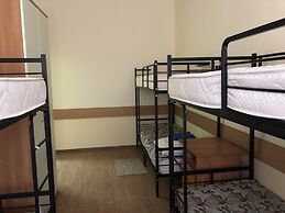 Domino - Hostel