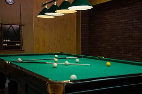 Domino - Hostel