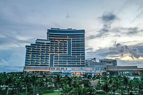 Hoiana Hotel & Suites