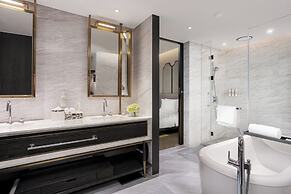 Hoiana Hotel & Suites