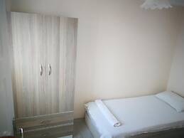 Kiris Garden Hotel