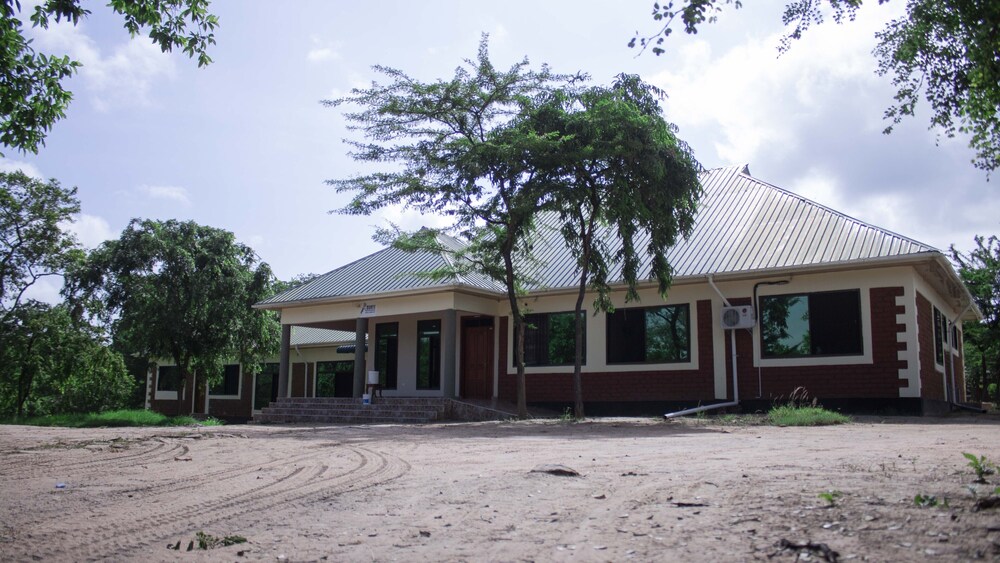 Mantis Lodge & Camping Site