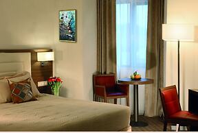 Central Plaza Hotel