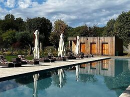 Loire Valley Lodges - Hotel