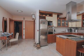 Pool Apartments Tolo
