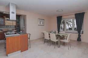 Pool Apartments Tolo