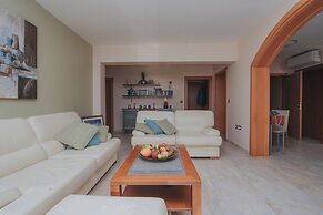 Pool Apartments Tolo