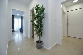 Pool Apartments & Rooms Mare