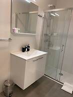 Pool Apartments & Rooms Mare