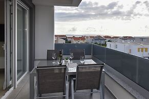 Pool Apartments & Rooms Mare