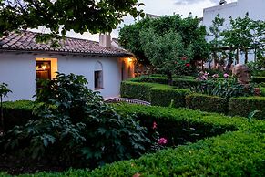 Genteel Home Carmen del Ciprés