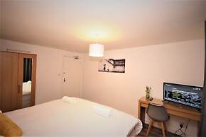 Parfett Guest House