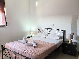 Iriana's Apartment in Center 2